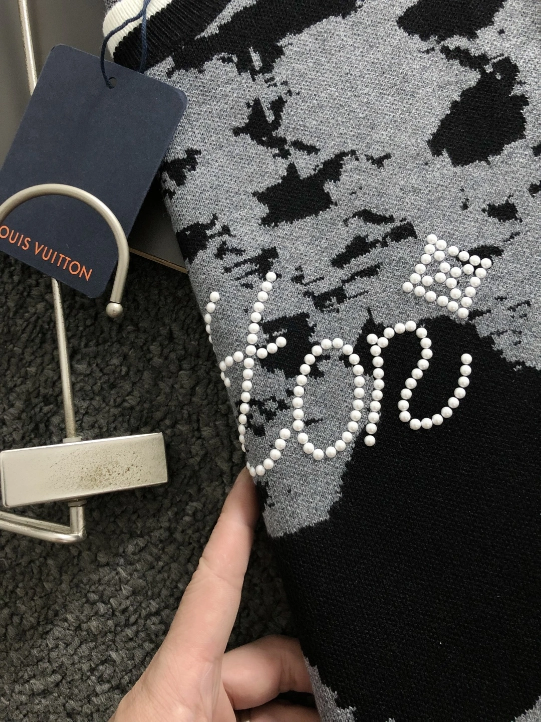 wg.luxury-- 8V wool item: E-F443J1640H